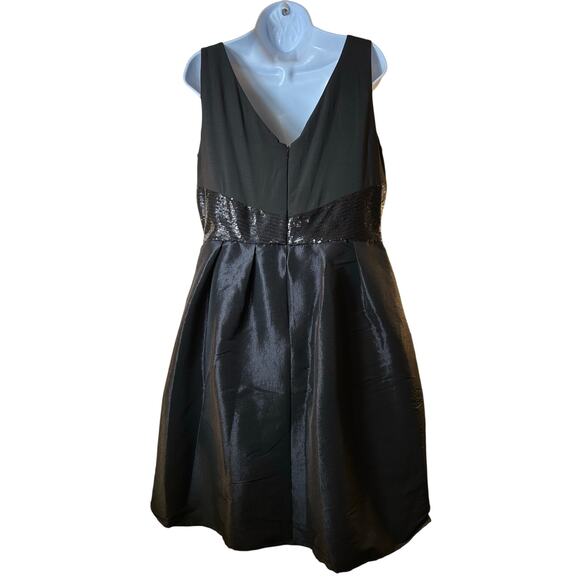 R&M RICHARDS Women’s Cocktail/Party Dress with Sequin Waistband / Size: 16 - Picture 2 of 11